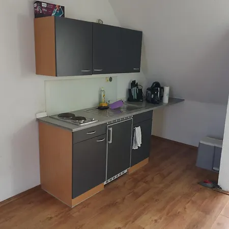 דירה Gemuetliche Dachsuite Im Herzen Von